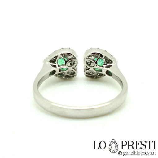 anello con smeraldi taglio cuore e diamanti brillanti oro bianco 18kt