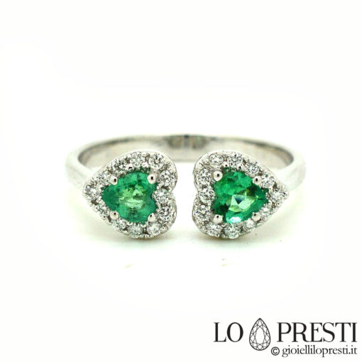 anello con smeraldo cuore e diamanti brillanti oro bianco 18kt