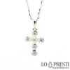 pendentif croix avec diamants brillants colliers croix en or 18 carats cadeau parrain marraine
