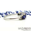 Trilogie-Ring mit blauen Saphiren-Trilogie-Ring mit blauen Saphiren und Diamanten