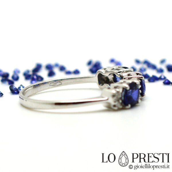 anello veretta trilogy con zaffiri blu-trilogy ring with blue sapphires and diamonds