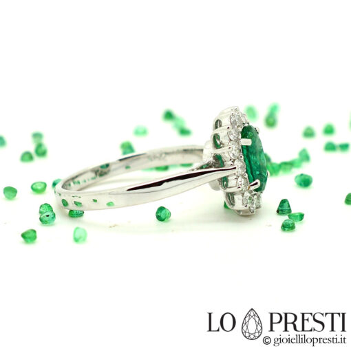 anello oro bianco 18kt smeraldo naturale e diamanti-handmade ring 18kt white gold natural emerald and diamonds