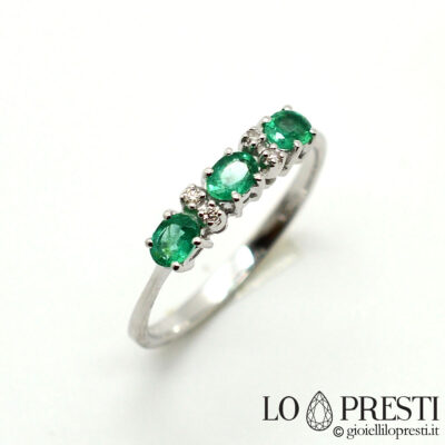 anello trilogy smeraldi diamanti oro bianco 18kt-trilogy ring emerald diamonds 18kt white gold