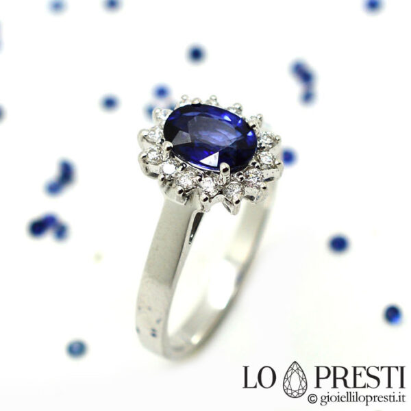 anel com safiras e diamantes anel com safira e diamantes anel com safira azul lapidação oval
