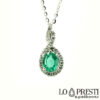 ciondolo smeraldo naturale taglio ovale oro brillanti natural emerald pendant oval cut gold and diamonds