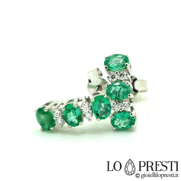 orecchini pendenti con smeraldo diamanti oro bianco 18kt