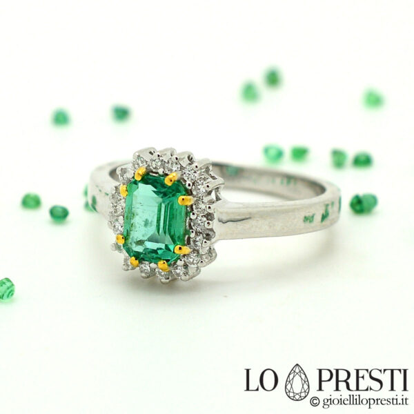 anello anelli con smeraldo smeraldi oro e diamanti artigianale