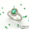 anel clássico com diamantes esmeralda, aniversário de casamento, noivado