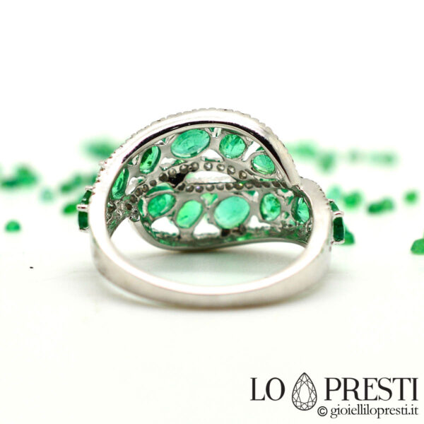 cocktail-ring-two-bands-with-emeralds-zambia-diamonds-18kt-white-gold