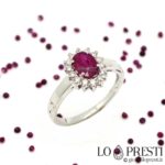 ring with ruby ​​and diamonds in 18kt white gold