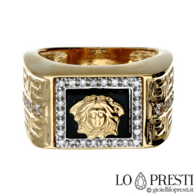 anello anelli versace uomo fascia chevalier sigillo oro giallo 18kt medusa simbolo versace zirconi onice