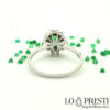 anello-con-pietra-smeraldo-naturale-ovale-diamanti-brillanti-oro