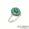 anello con smeraldo e diamanti oro bianco 18kt anello artigianale smeraldo