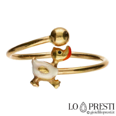 кольцо «Девочка-утка» из желтого золота с эмалью
