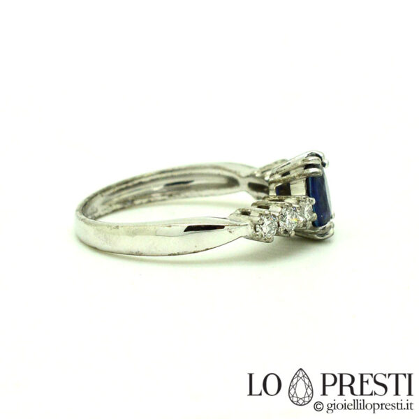 Вечное кольцо с сапфиром и сертифицированным бриллиантом