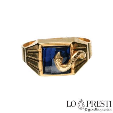 Men's chevaliere ring with snake in 18kt yellow gold