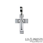 18kt white gold cross na may certified brilliant cut diamond