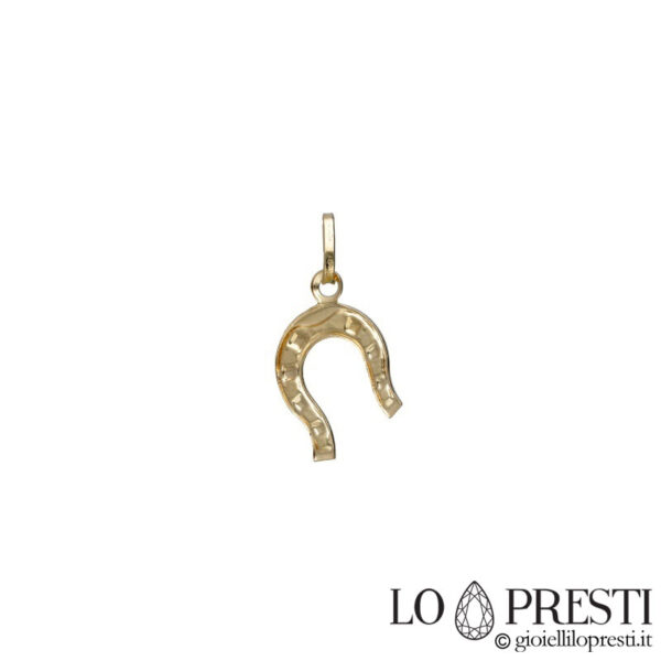 18kt yellow gold horseshoe pendant