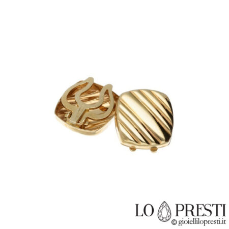 Men's button covers in 18kt yellow gold