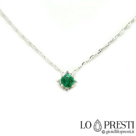Light point pendant necklace na may emerald at brilliant diamonds, guarantee certificate. Simple at pino.