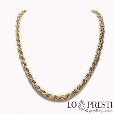 Long necklace of great impact and fashion of the moment 18kt yellow gold large mesh.
