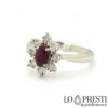 Anello elegante e raffinato con Rubino naturale e diamanti taglio brillante,lavorazione ricercata per risaltare al meglio le gemme.