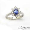 Elegant and refined ring with natural Sapphire and brilliant-cut diamonds, refined workmanship to best highlight the gems.