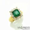Ring mit smaragdgrünen, gemologisch zertifizierten IGI-Diamanten im Brillantschliff, handgefertigtes Produkt.