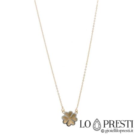 Necklace and four-leaf clover pendant in 18kt white and yellow gold