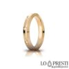 Обручальное кольцо Unoaerre, белое или желтое золото 18 карат, натуральные бриллианты 0.16 карата, модель с заводной головкой, блестящая линия обещания