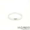 18kt white gold wedding ring with natural brilliant cut diamond
