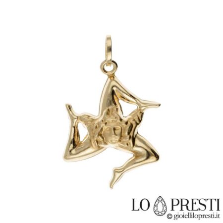 Trinacria pendant in 18kt yellow gold. Warranty certificate and gift box.